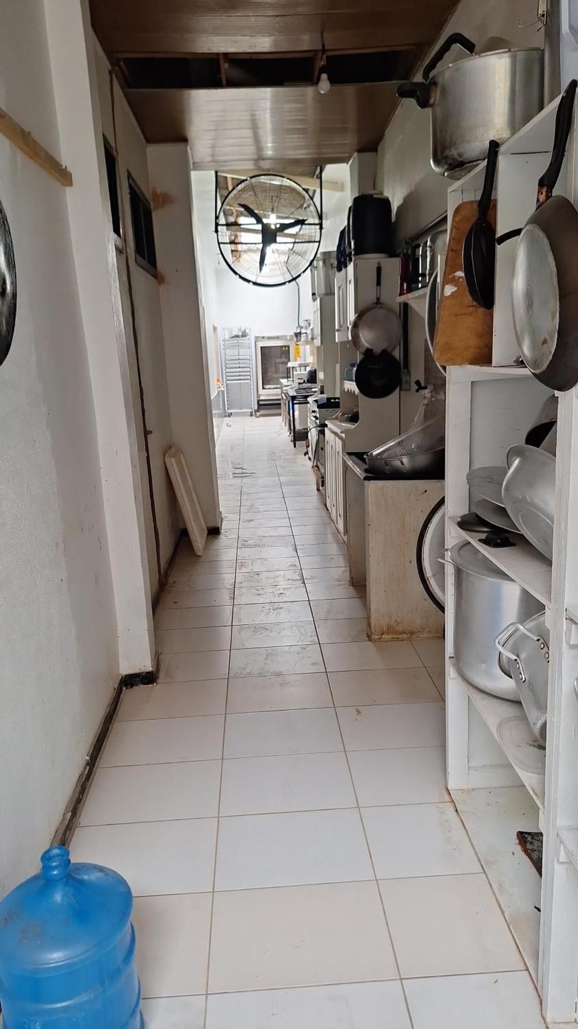 Quarto Triplo Com Banheiro Em Pousada E Restaurante Manaus Exterior photo