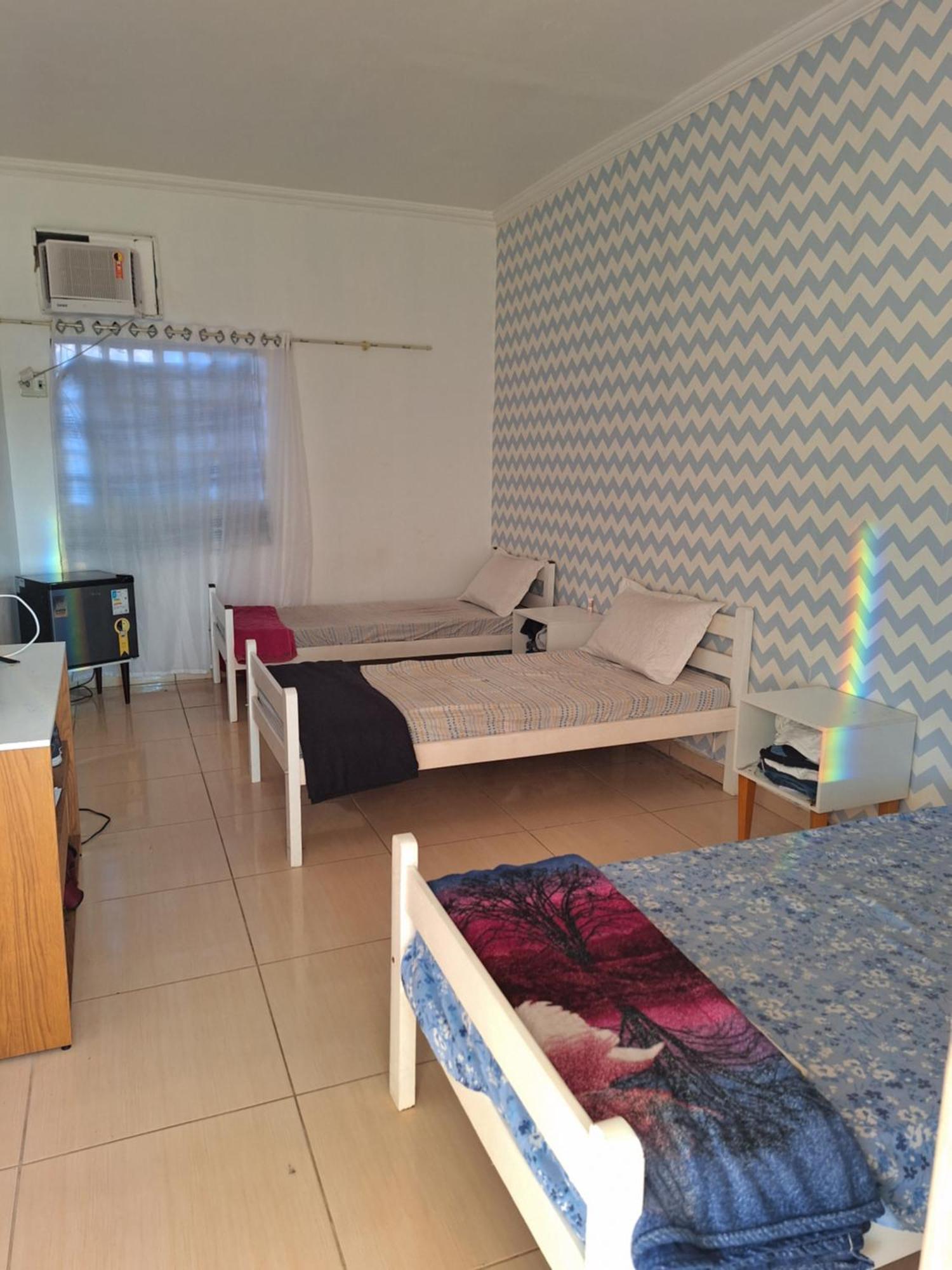 Quarto Triplo Com Banheiro Em Pousada E Restaurante Manaus Exterior photo