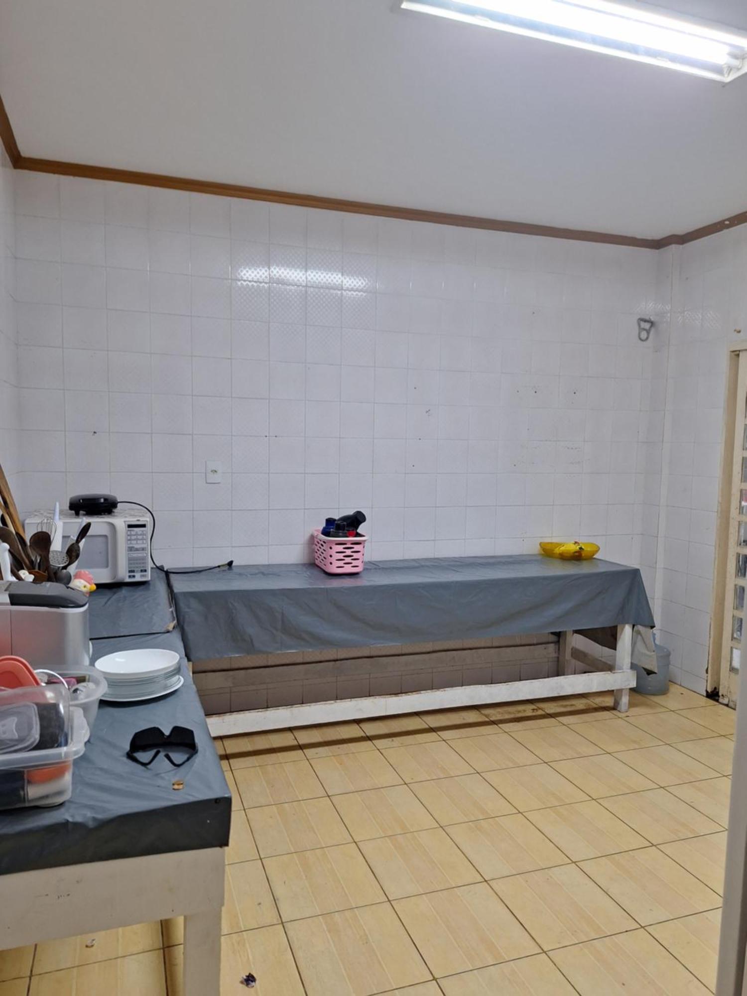 Quarto Triplo Com Banheiro Em Pousada E Restaurante Manaus Exterior photo